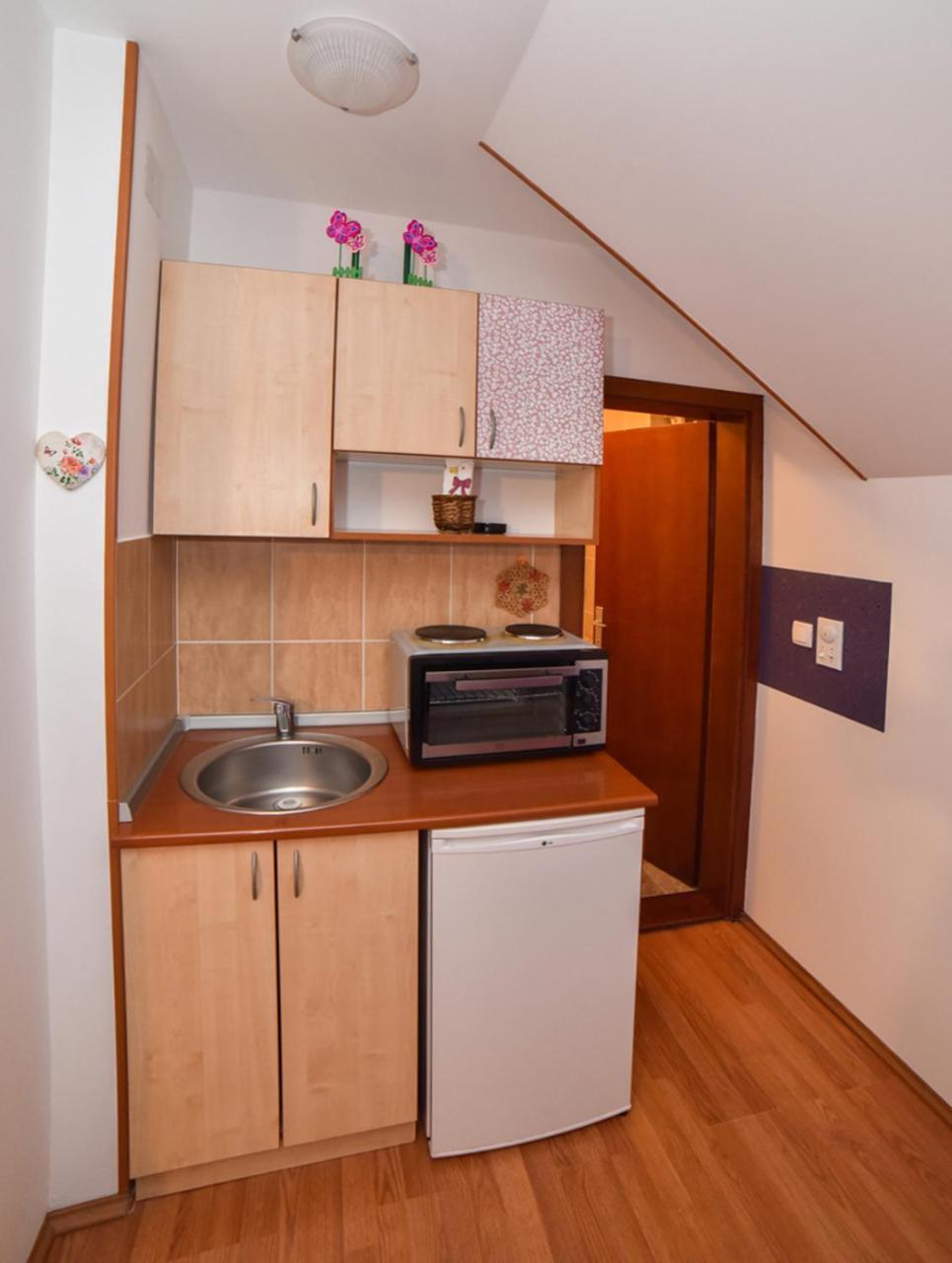 Omiljeni Apartments 즐라티보 외부 사진